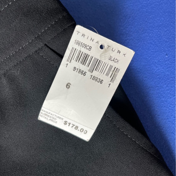 Trina Turk cocktail shorts - Picture 2 of 3